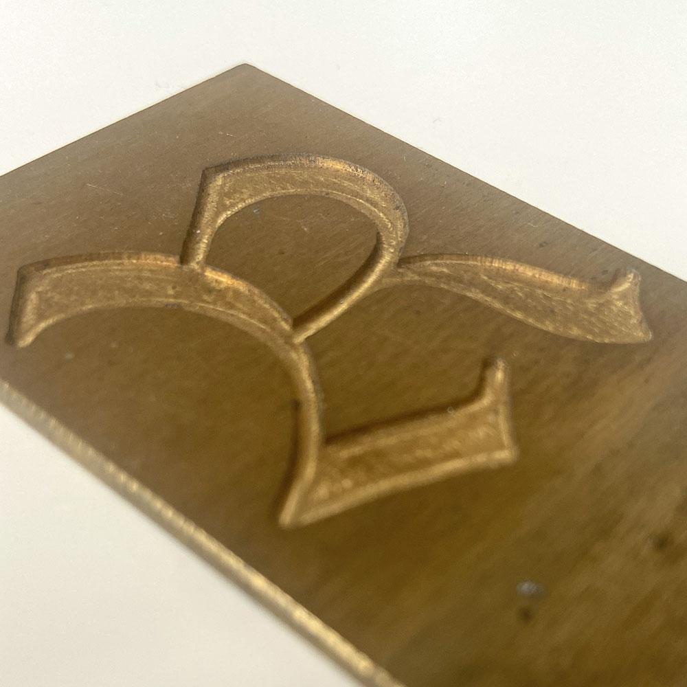 Gravur-Messing-Buchstabe R