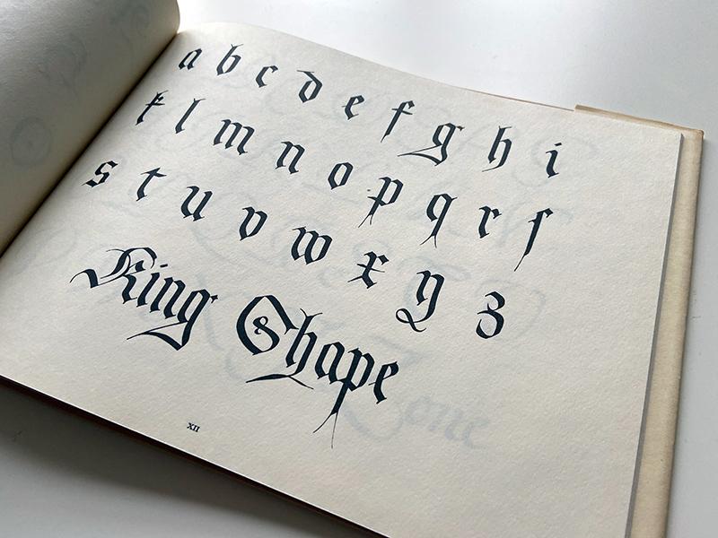 Alphabets by Imre and Hedwig Reiner