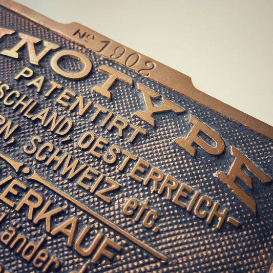 Linotype-Typenschild (1902)