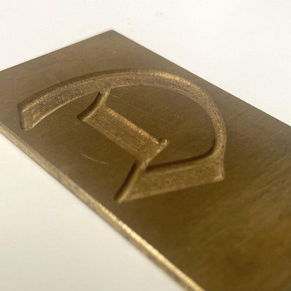 Gravur-Messing-Buchstabe D